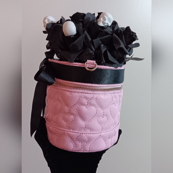 Crossbody Bag (NEW) - Picture 2 of 9